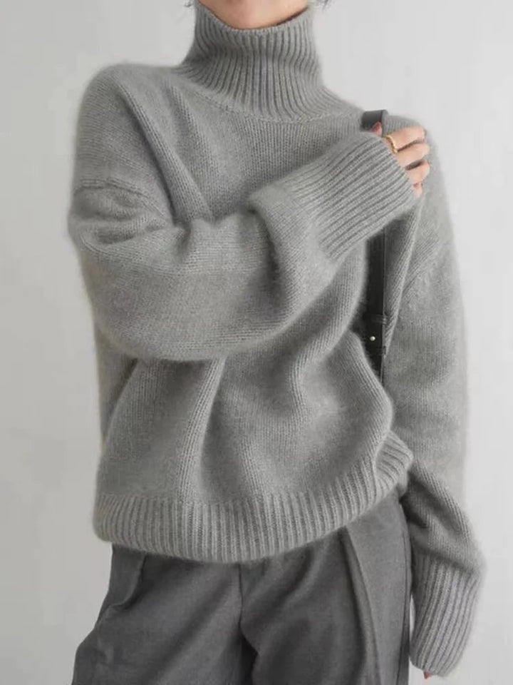 Madeline - Cashmere Turtleneck Sweater