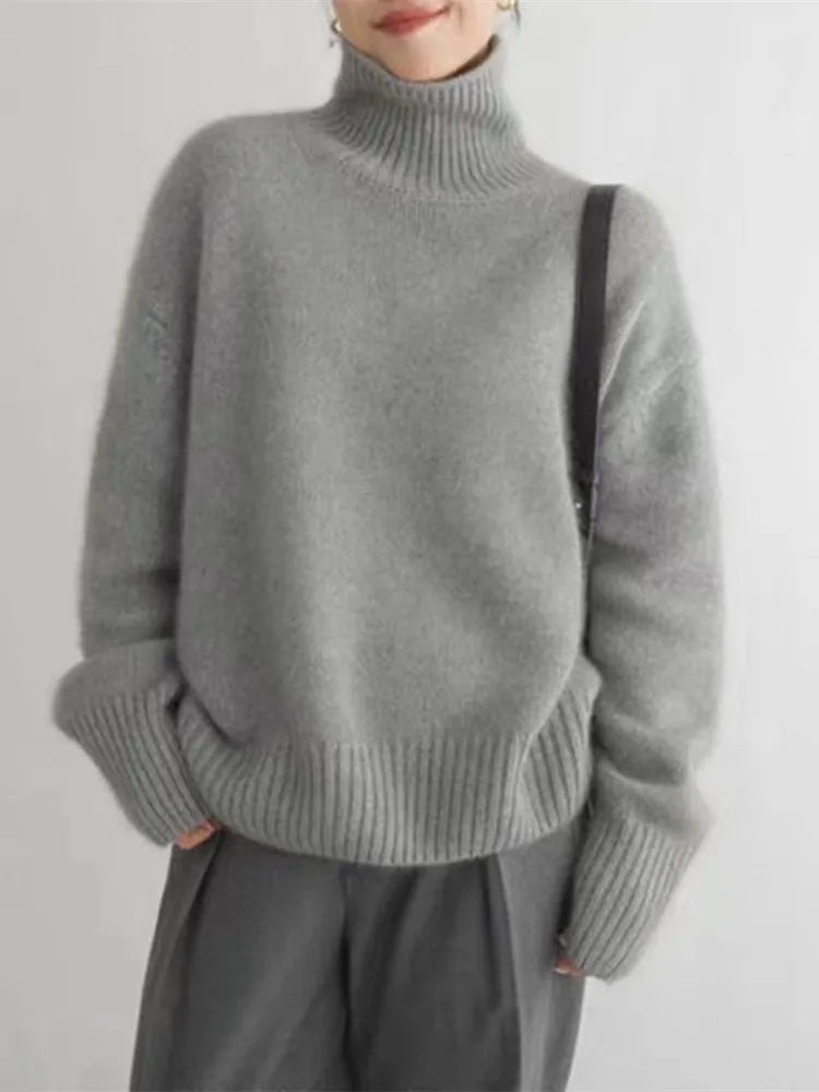 Madeline - Cashmere Turtleneck Sweater