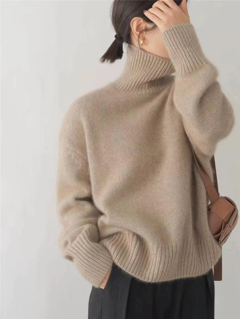 Madeline - Cashmere Turtleneck Sweater