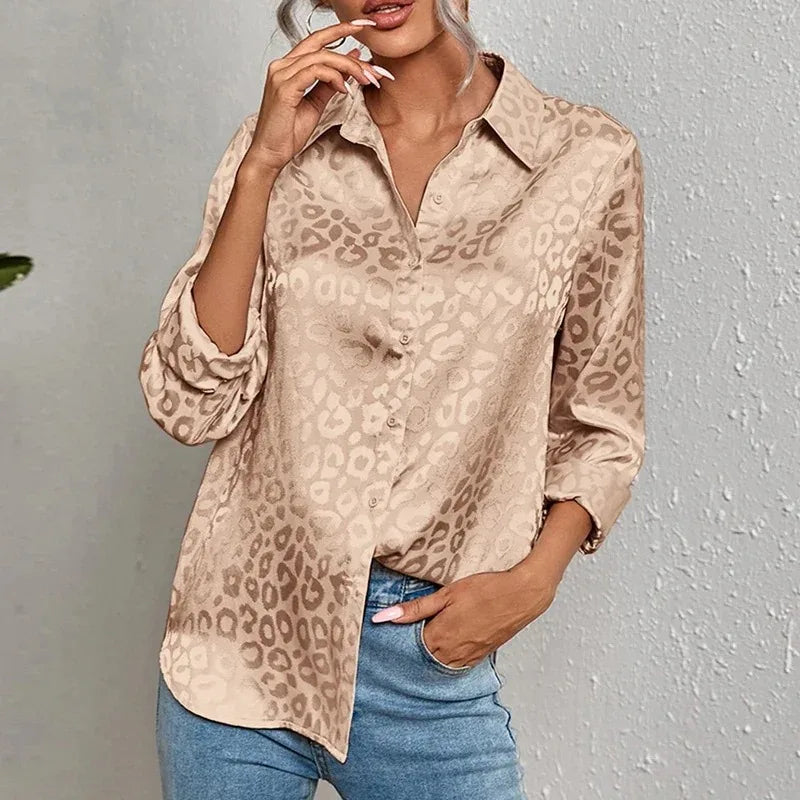 Bethany - Casual Blouse With Leopard Print