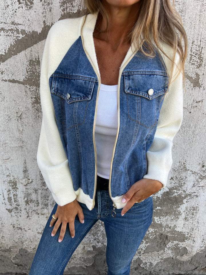 Audrey - Modern Warm Denim